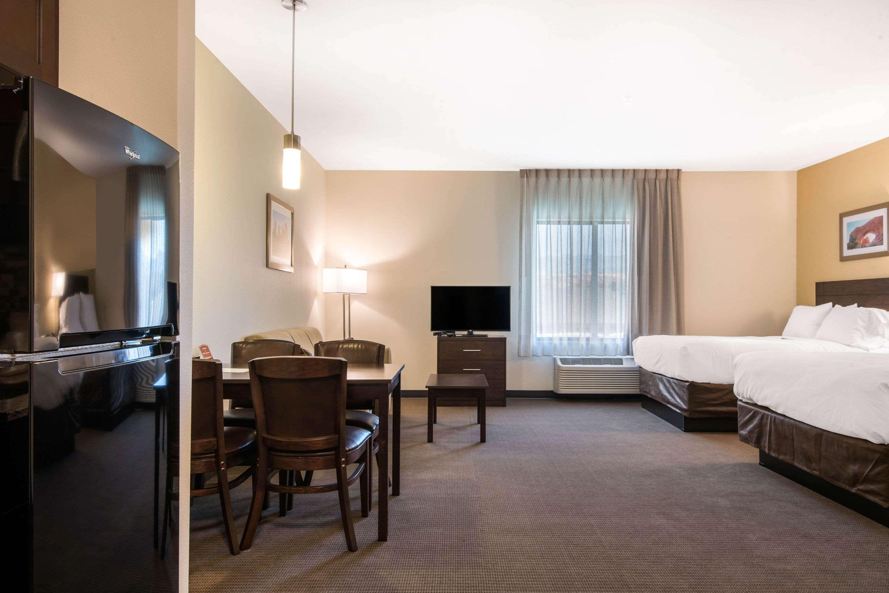 Mainstay Suites Moab Near Arches National Park Exteriör bild