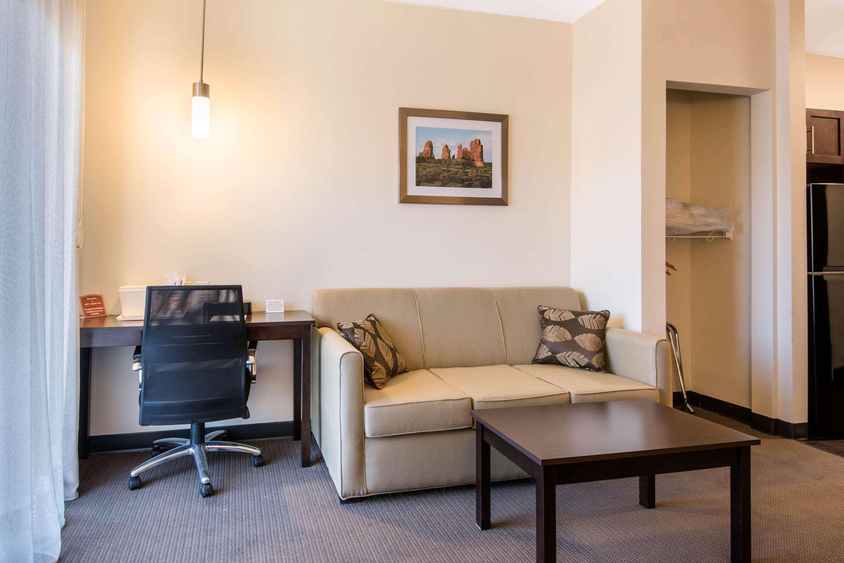Mainstay Suites Moab Near Arches National Park Exteriör bild